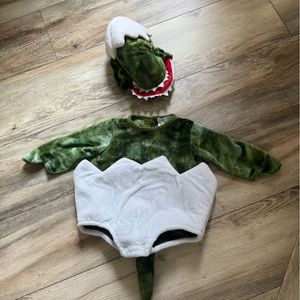 POTTERY BARN KIDS COSTUME. baby dinosaur costume. Boy dress up Halloween